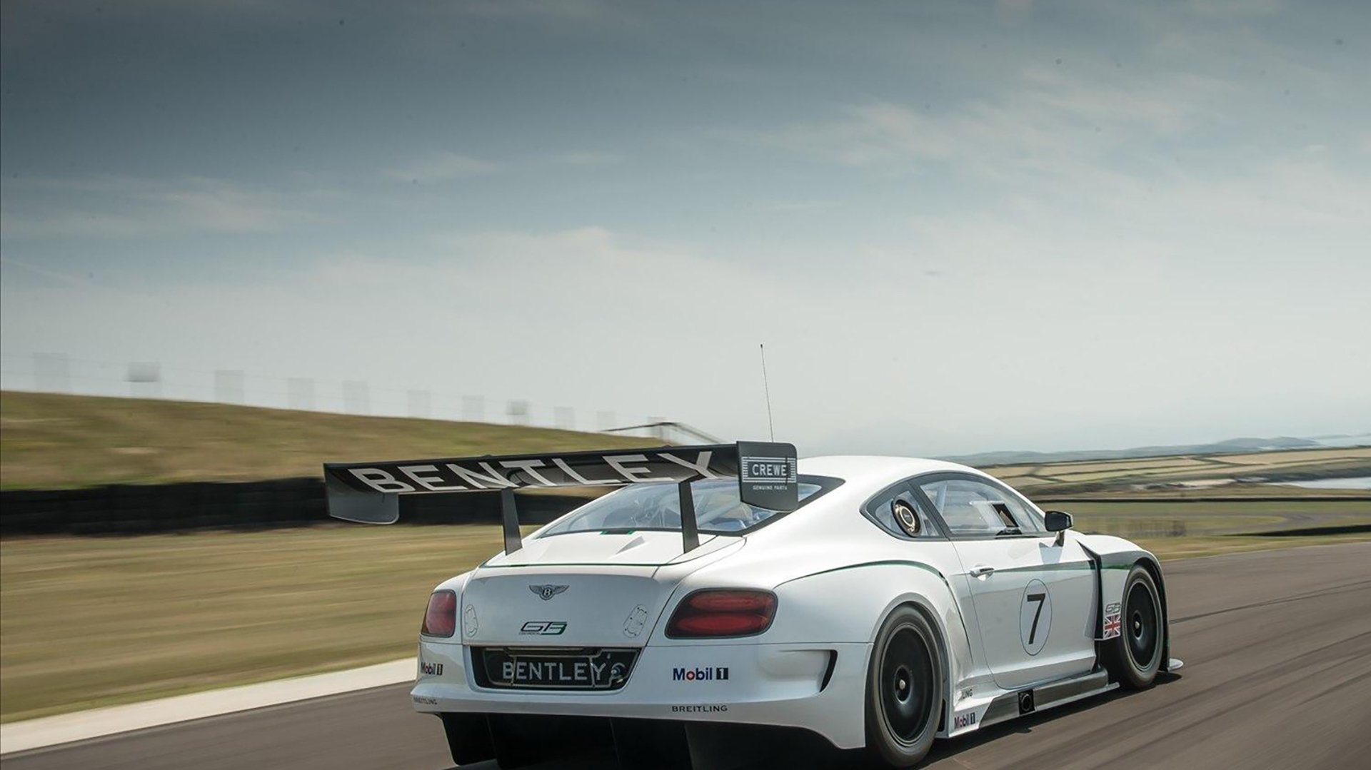 交易风云：最新转会动态全面解析，交易风云录