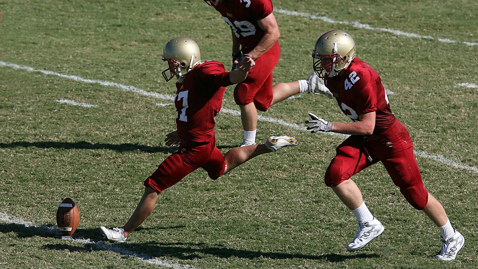 塞维利亚延续佳绩，争夺西甲欧战资格